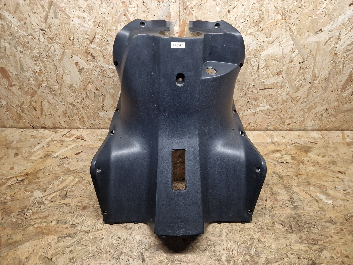 Nova Motors F35 Beinschild