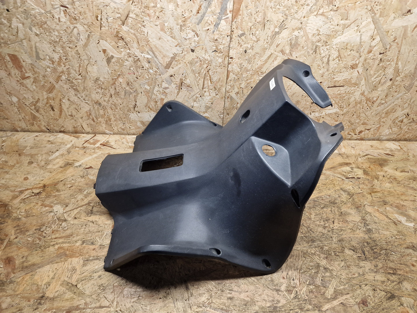 Nova Motors F35 Beinschild