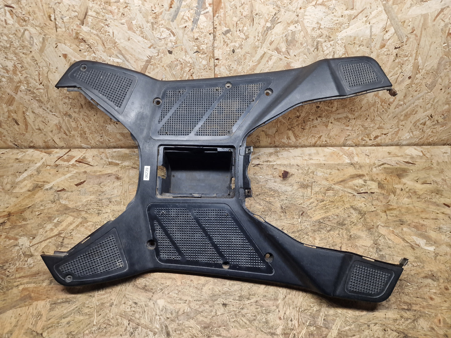 Nova Motors F35 Trittbrett