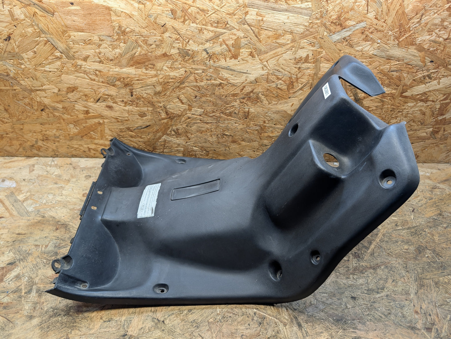 Pegasus Sky 50 Beinschild