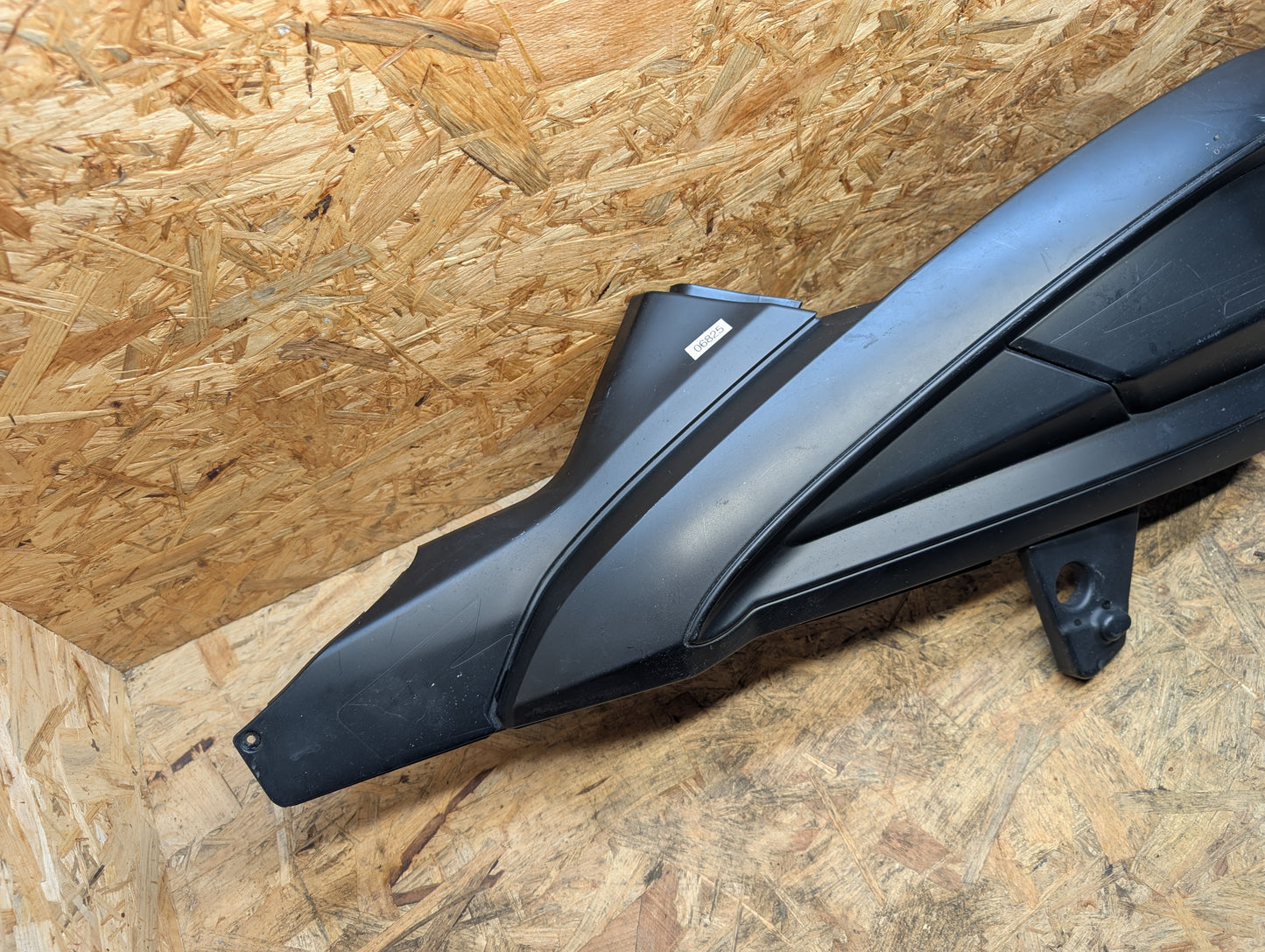 Benelli Quattro Nove 49x Heckverkleidung Links