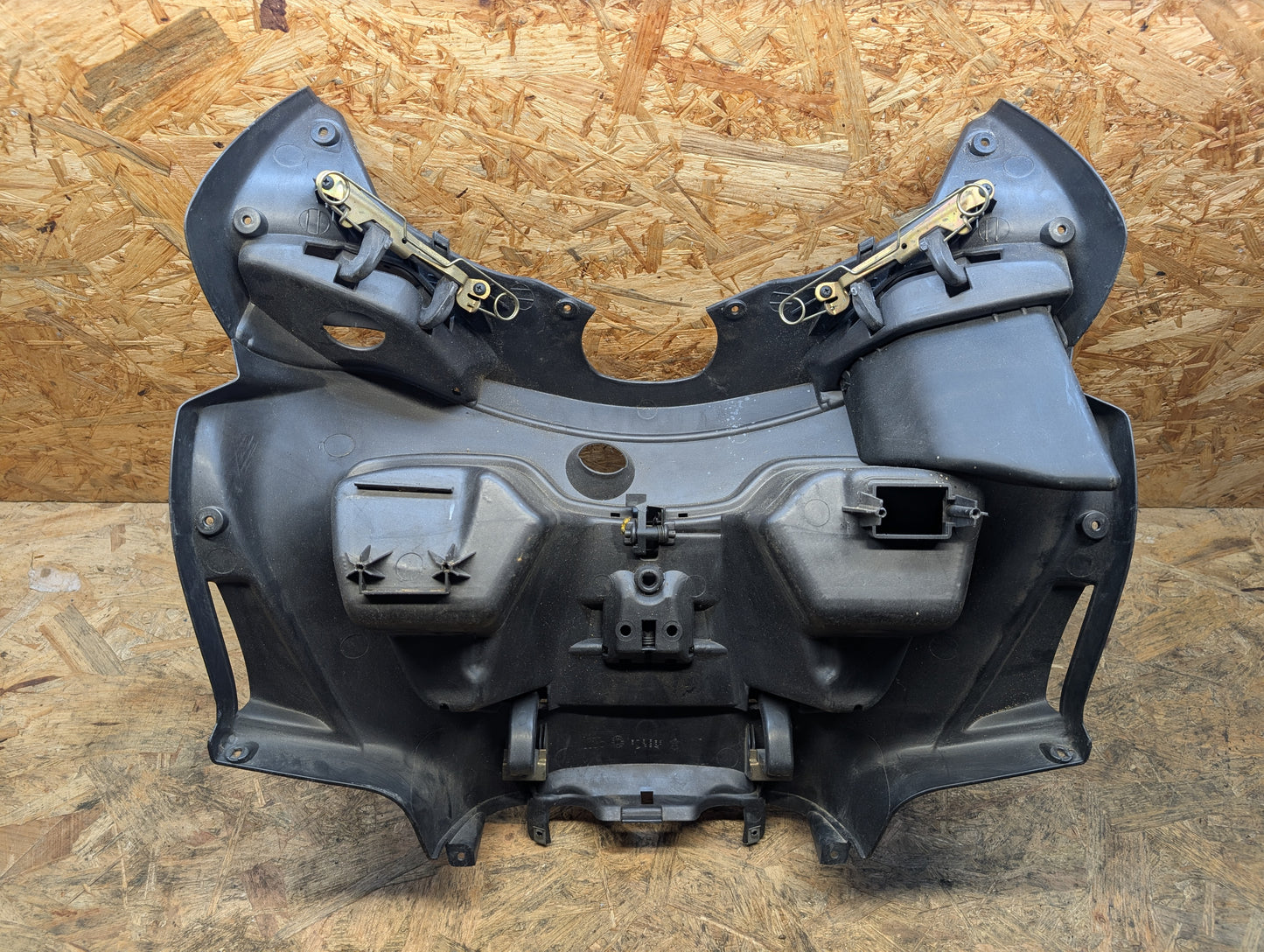 Piaggio X9 125 Beinschild