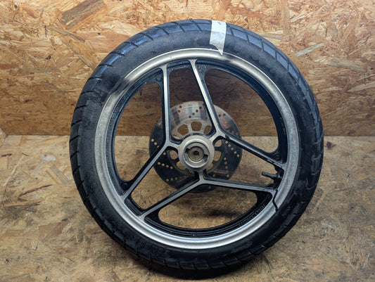 Suzuki GSX 750 Vorderreifen