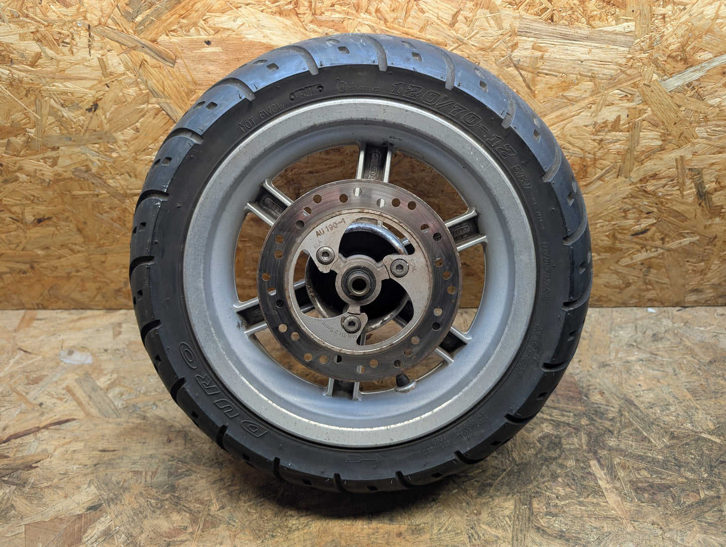 Keeway RY6 Vorderreifen