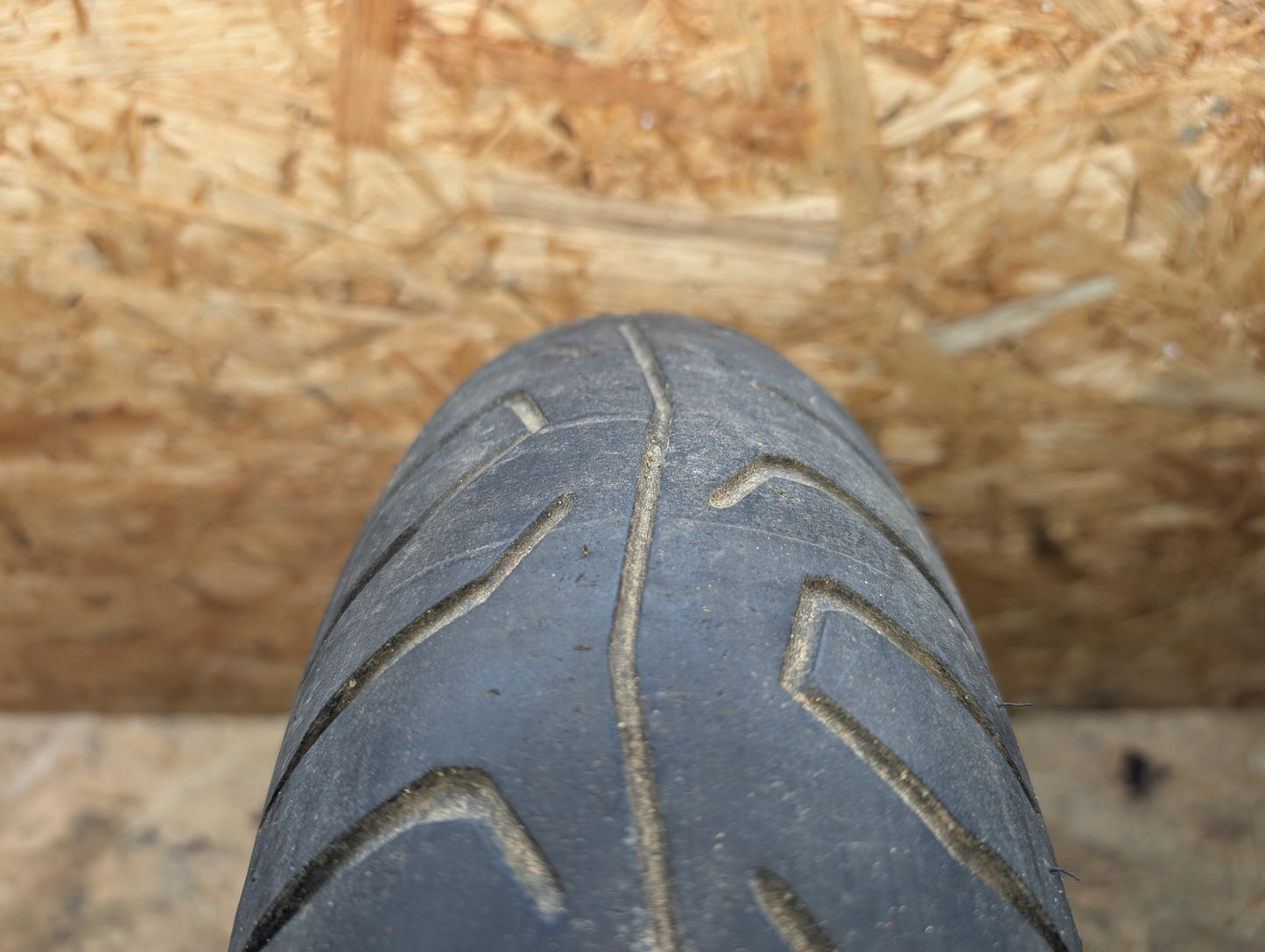 Yamaha Aerox Vorderreifen