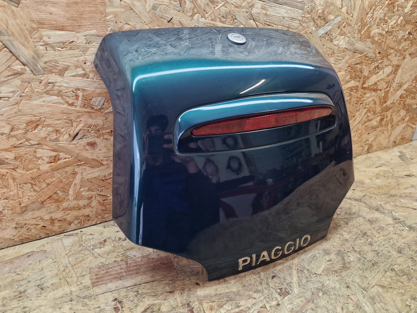 Piaggio Hexagon LXT 180 Heckklappe