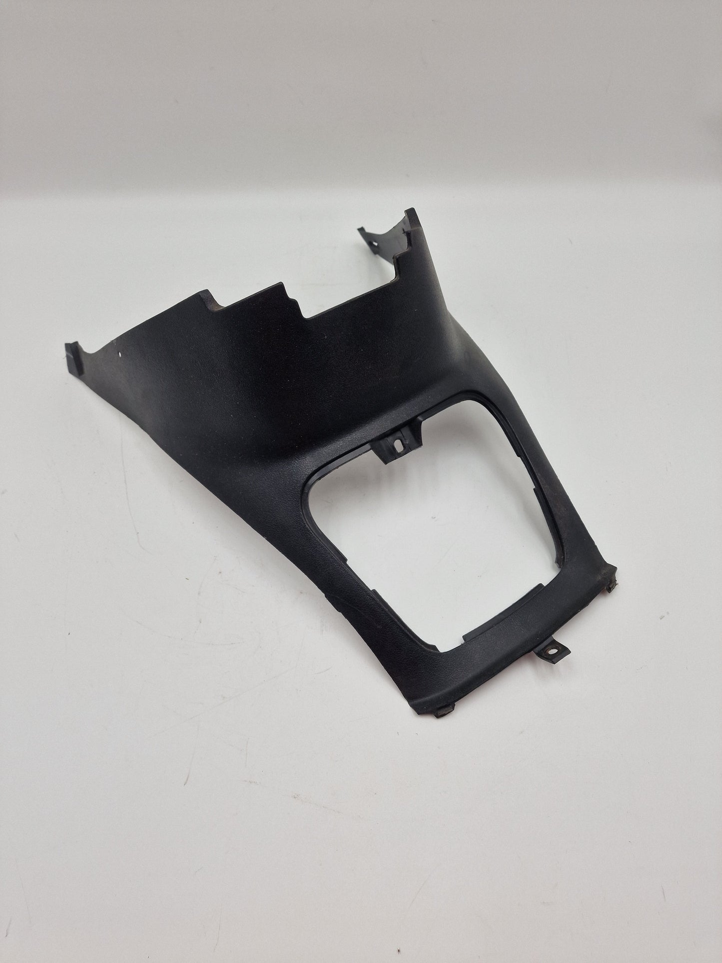 Jonway Italia Helmfachverkleidung