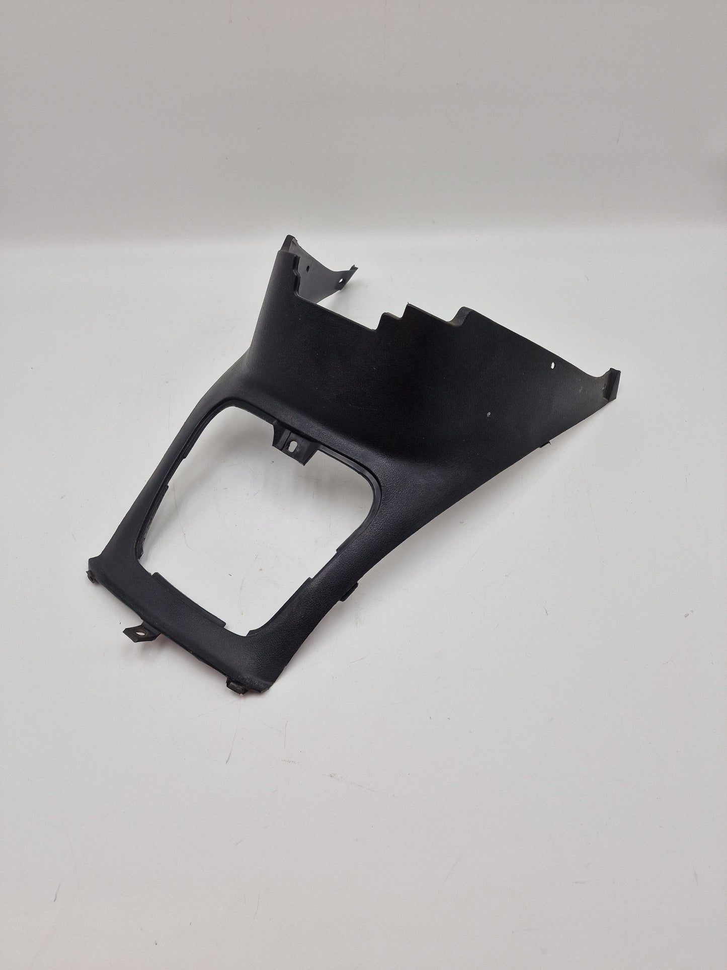 Jonway Italia Helmfachverkleidung