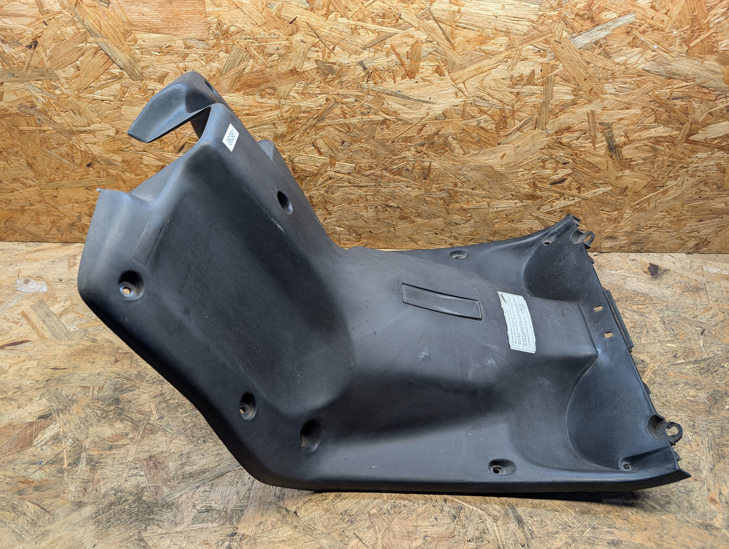 Pegasus Sky 50 Beinschild