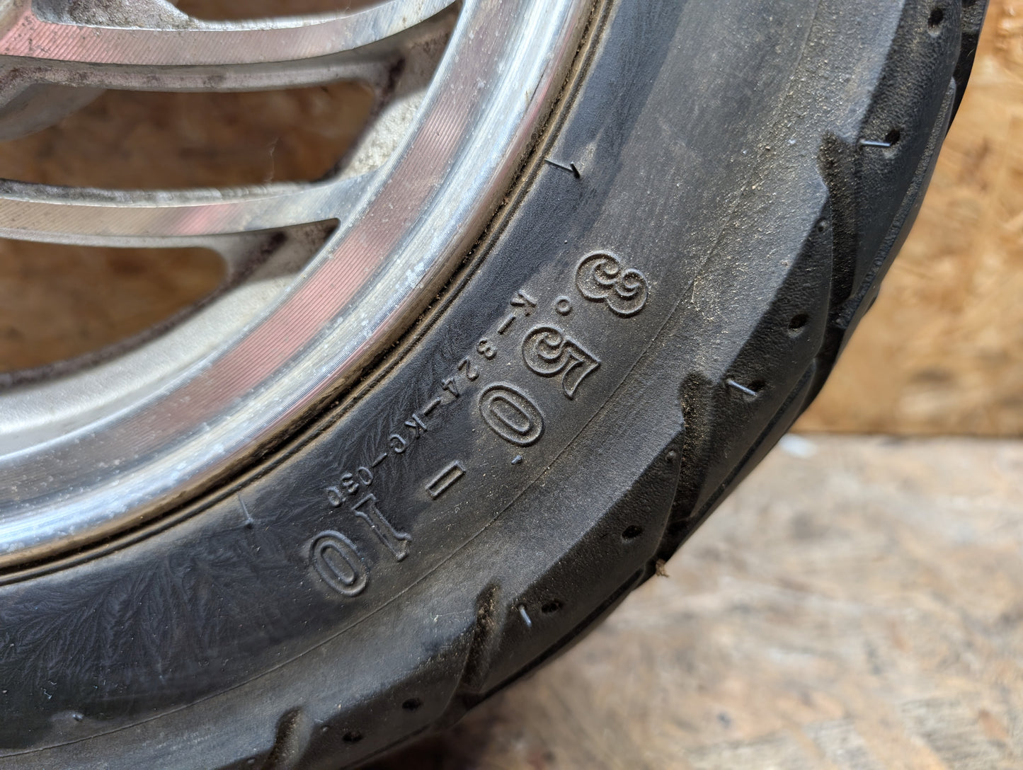 Rex RS 450 Hinterreifen