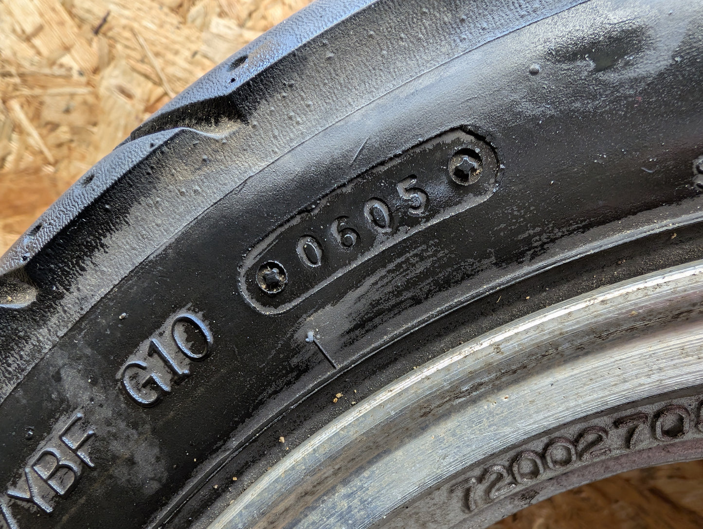 Rex RS 450 Vorderreifen